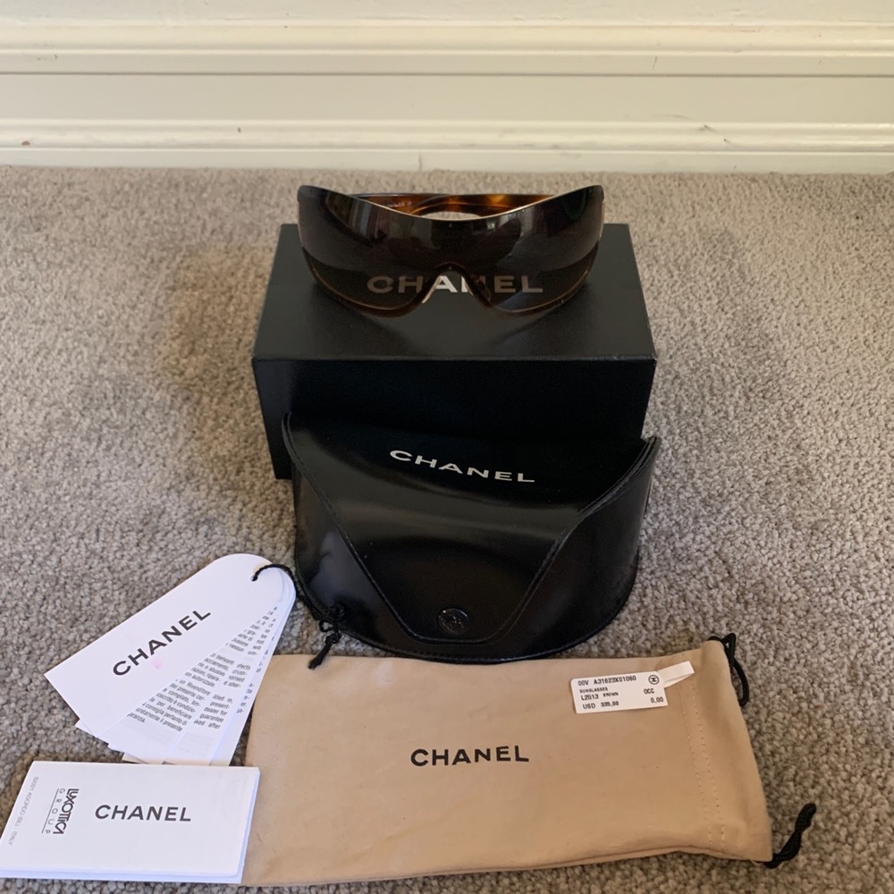 CHANEL Shield Havana Quilted Brown Gold Sunglasses